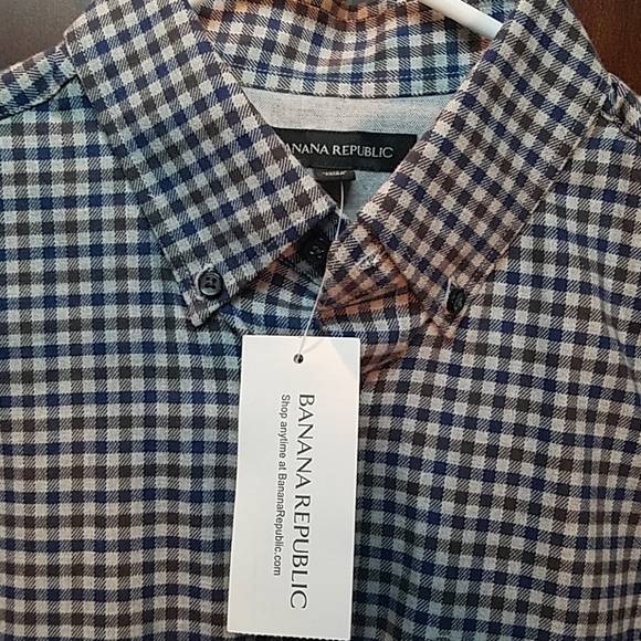 Banana Republic Mens Shirt - Picture 2 of 2